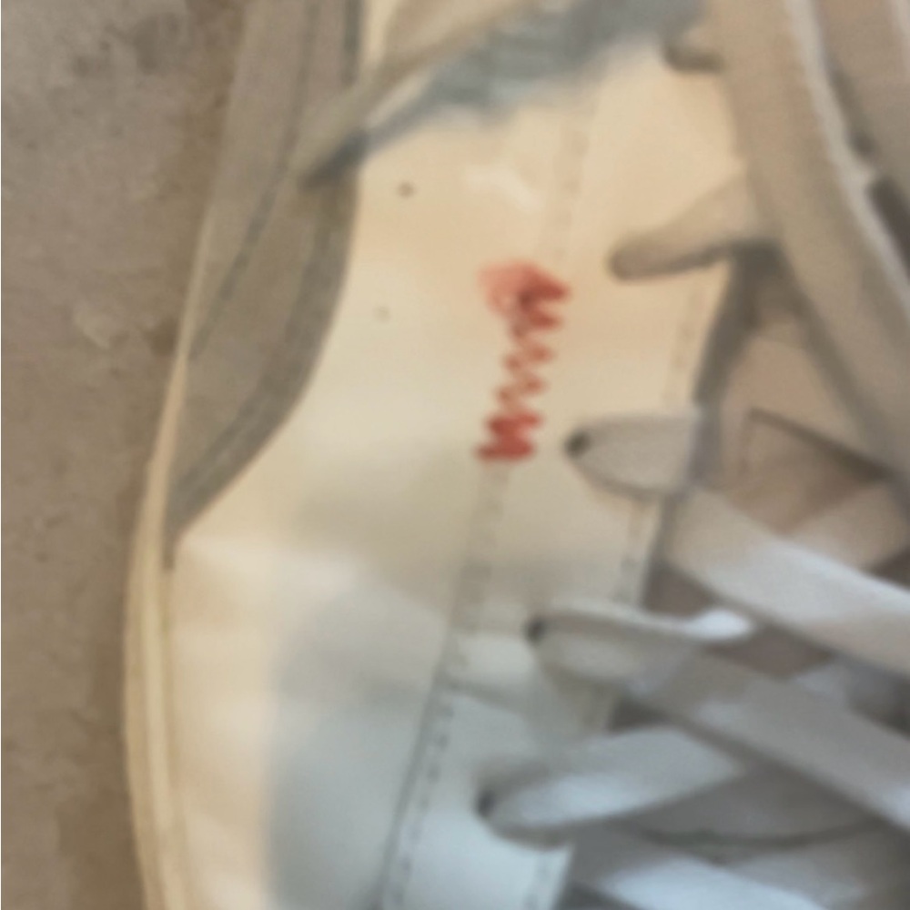 Puma White and Gray Sneakers - Picture 9 of 10